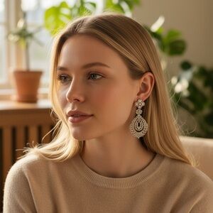 Elegant Silver Teardrop Earrings